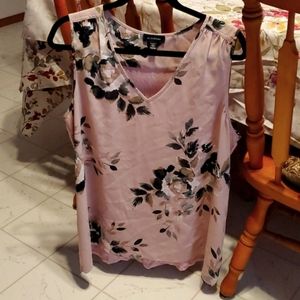 Le Chateau V-neck Sleeveless Top